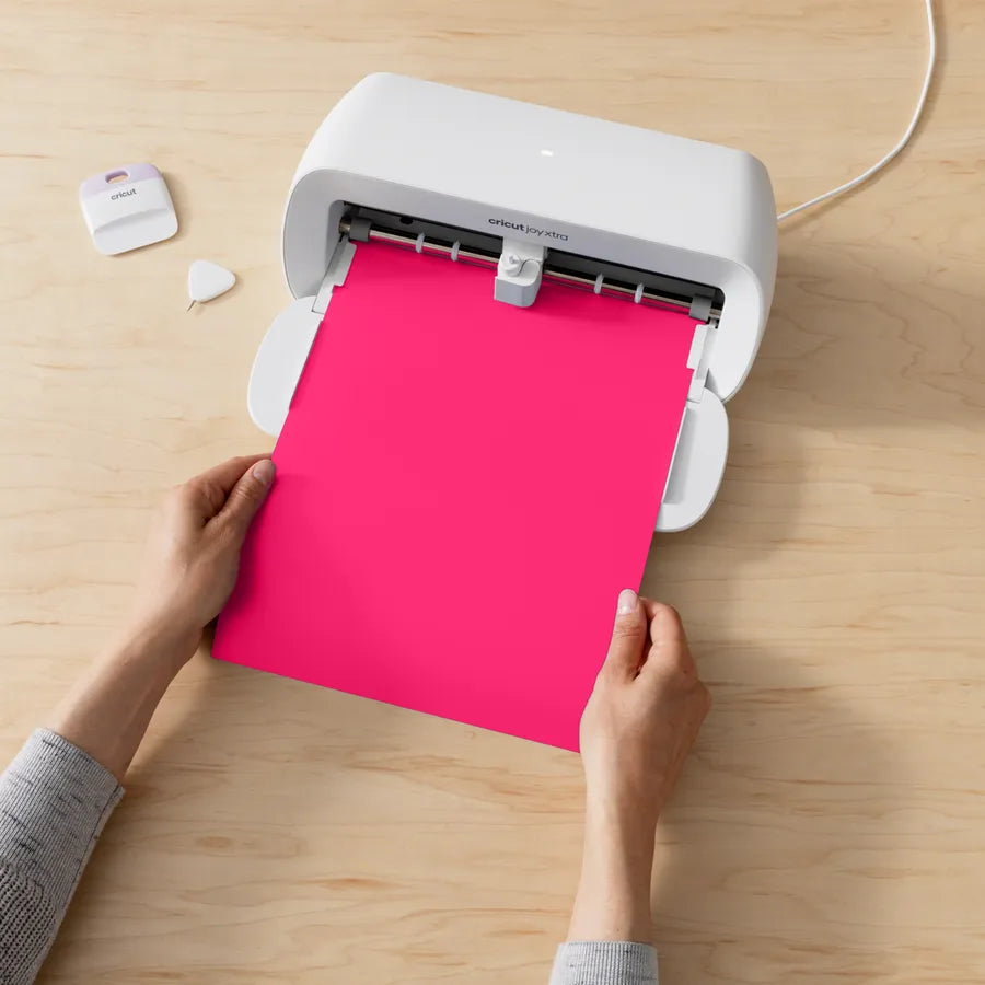 2010396 - Cricut Smart Iron-On Joy Xtra 24.1x30.5cm - 3 sheets (Glowstick Sampler)