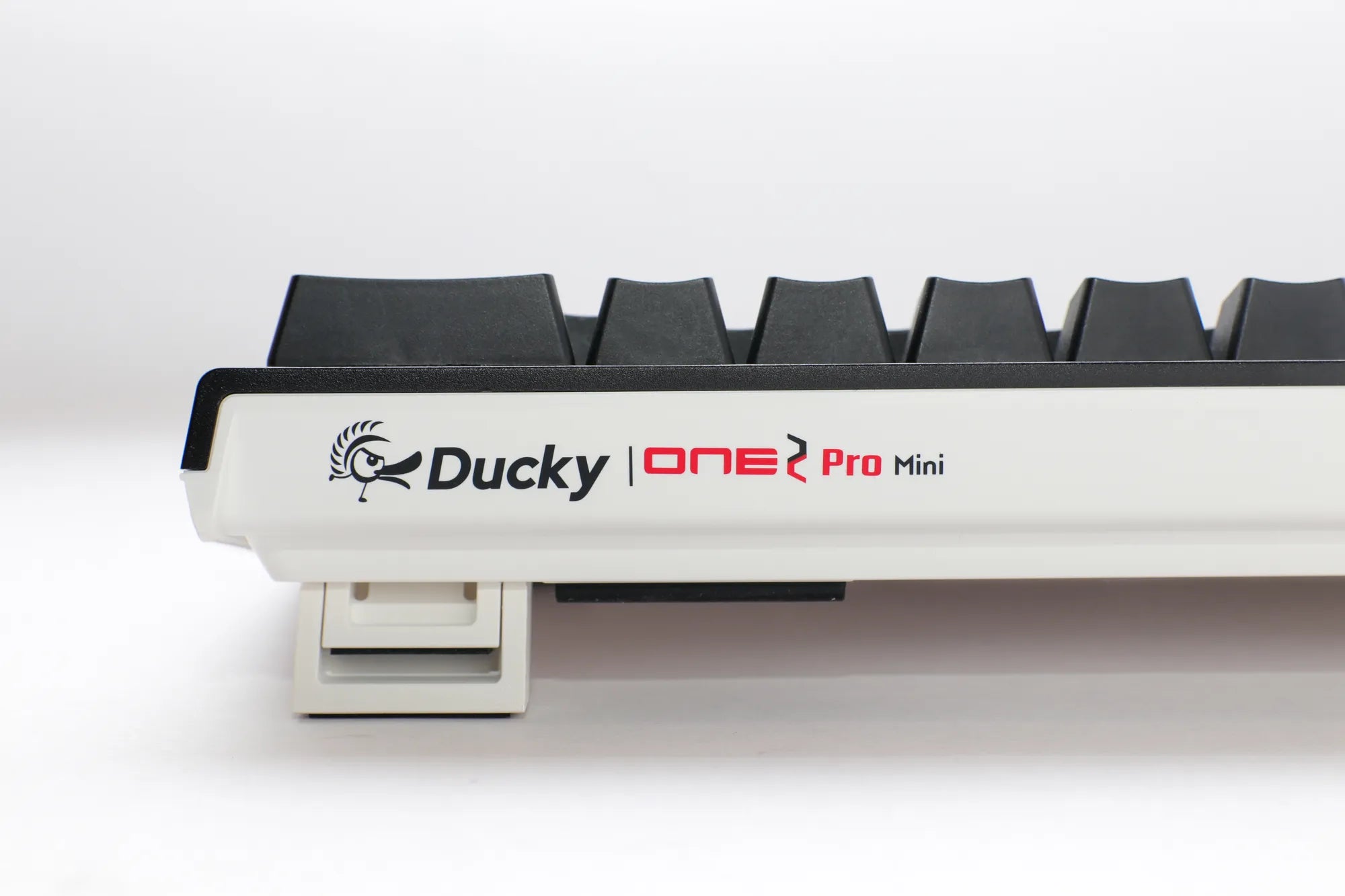Ducky Keyboard One 2 Pro 60% Cherry Silver.