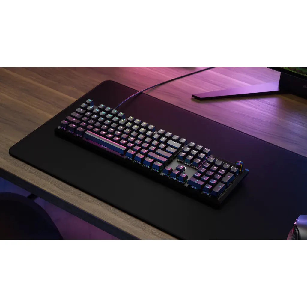 Corsair K70, Full-size (100%), USB, Mechanical, Black