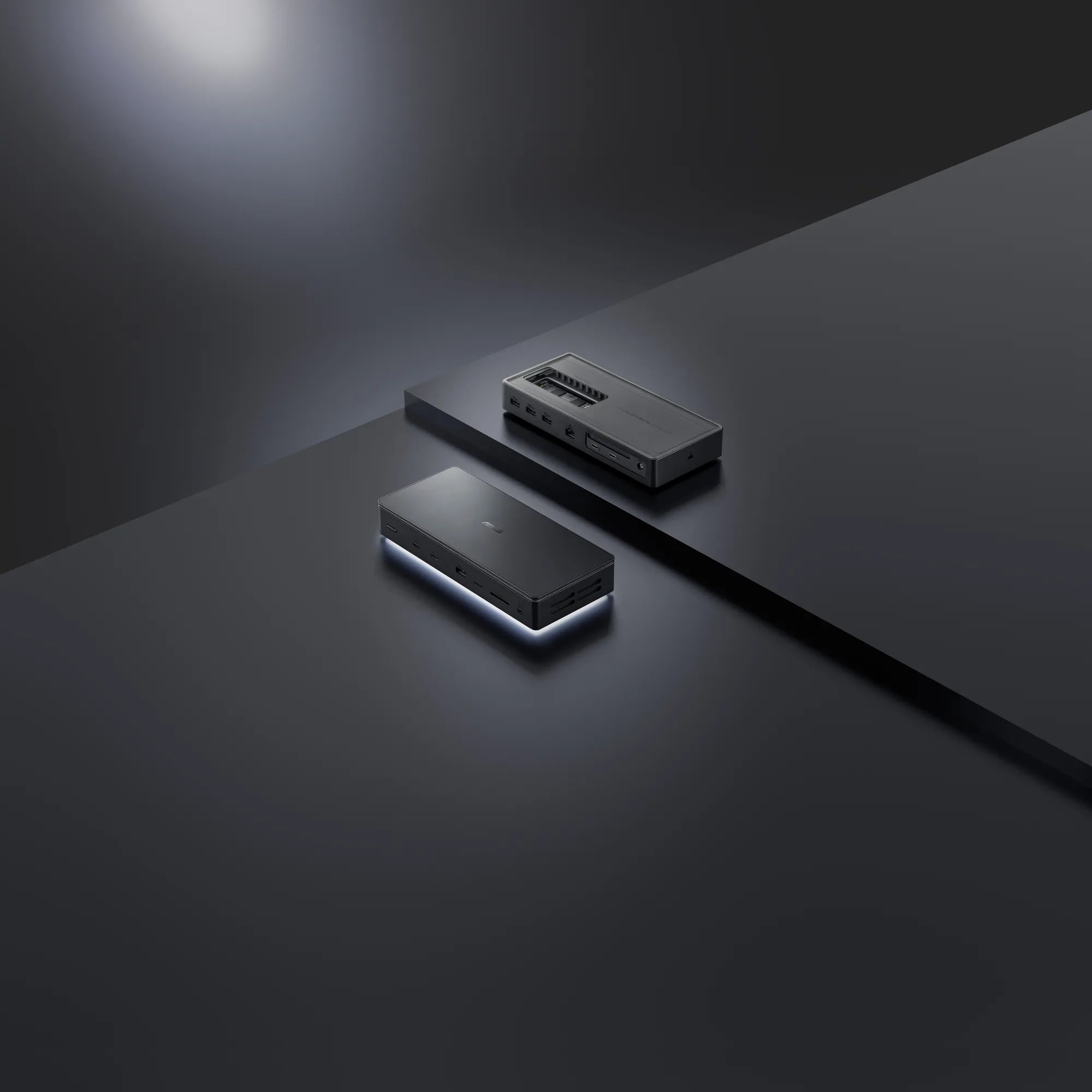 ASUS Master Thunderbolt 5 Dock DC510|3×4K 144 Hz|2×8K 60 Hz|1×8K 60 Hz|3×Thunderbolt 5 ports|SD+microSD|2.5G Ethernet
