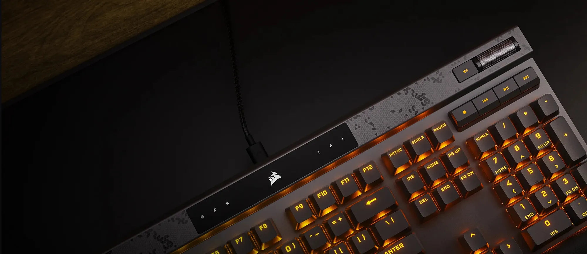 Corsair K70 MAX, Full-size (100%), Wired, USB, RGB LED, Black