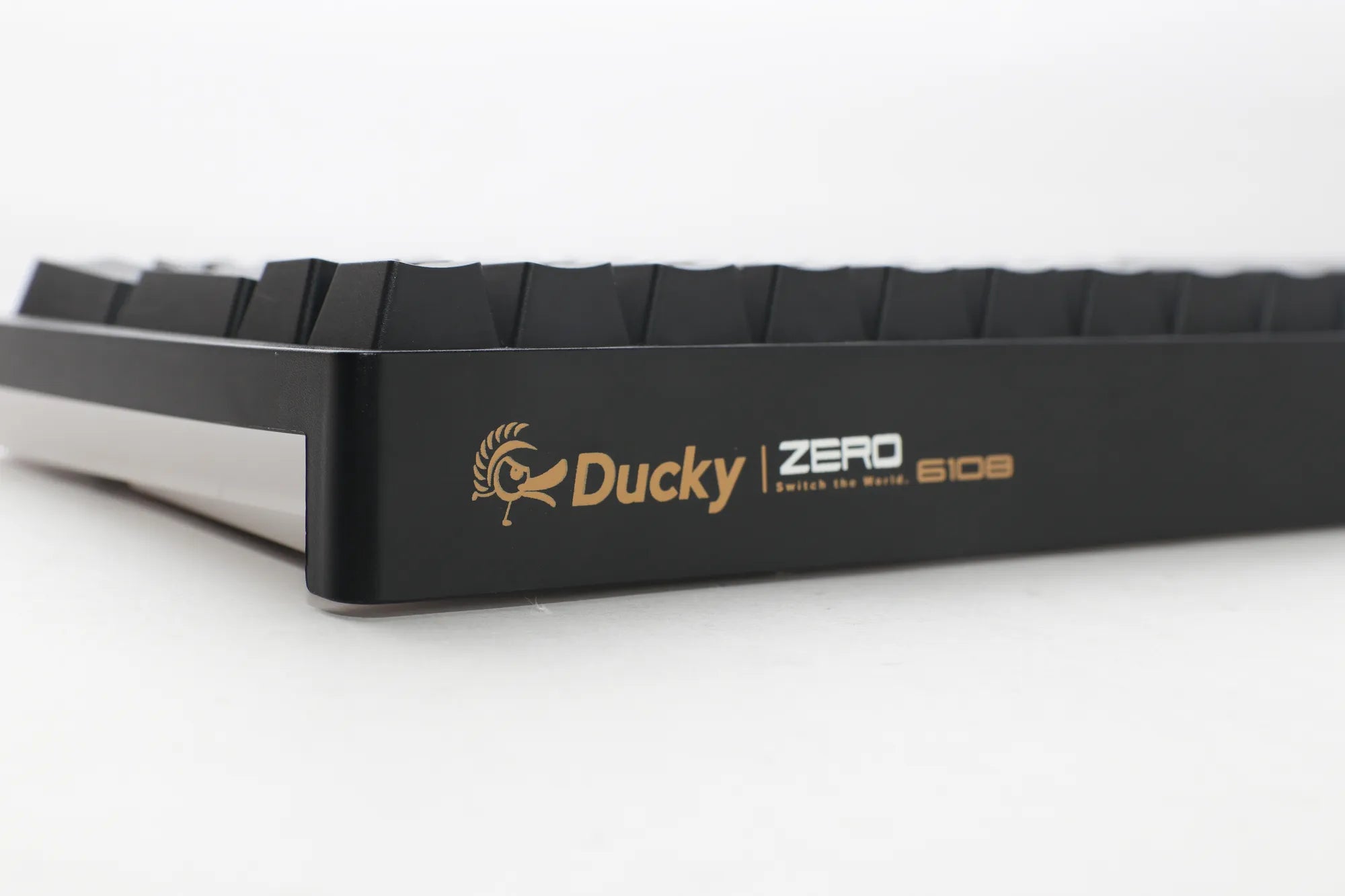 Ducky Keyboard Zero 6108 100% Cherry MX2A Red 