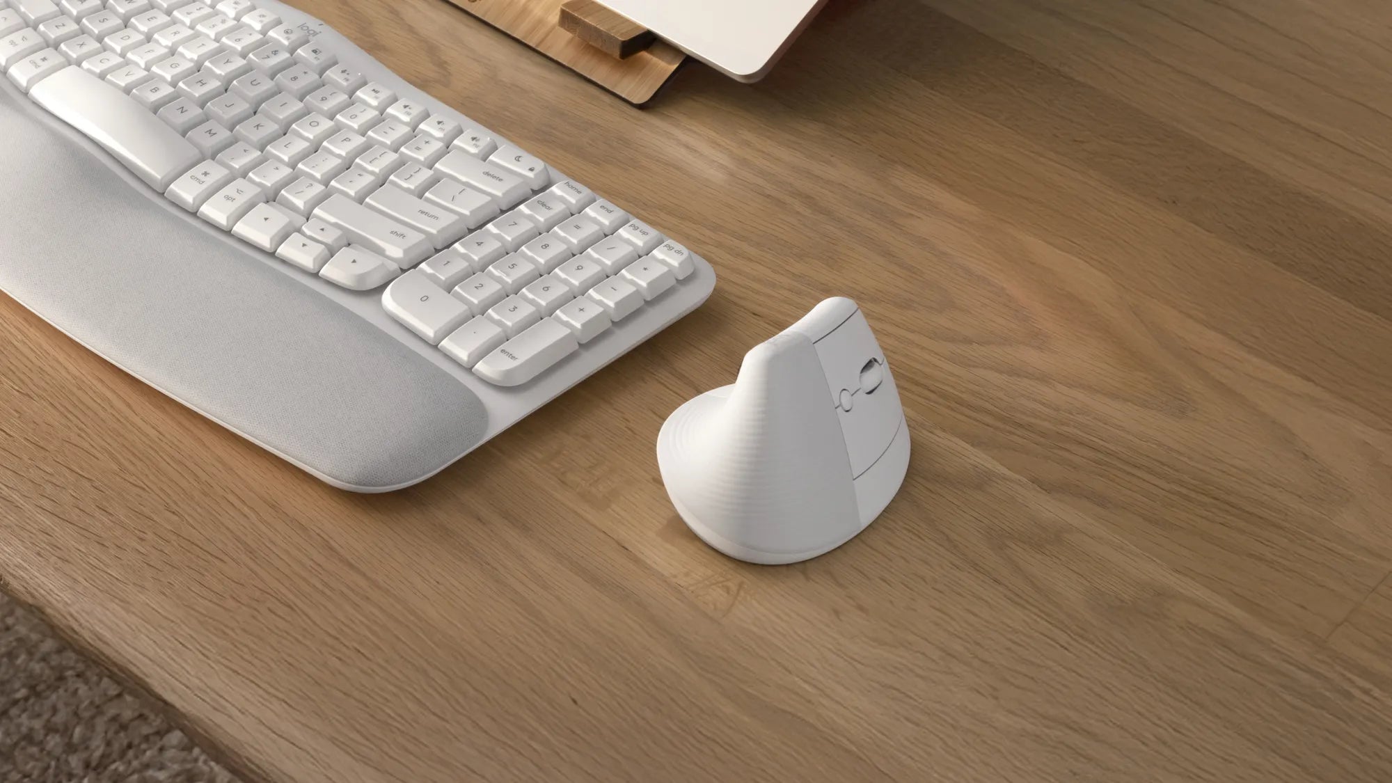 LOGI LIFT Vertical Ergonomic Wireless Mouse/Logi Bolt USB Receiver - Off-white